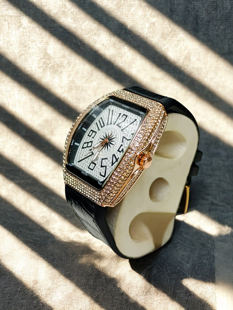 Pin Time Royal Sparkle